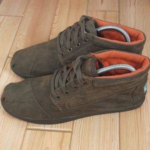 TOMS JEAN CHUKKA BOOTIES